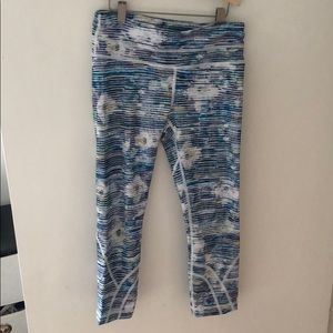 Lulu lemon Capri length workout pants